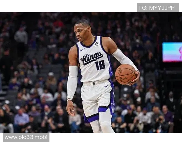 威少半场14+4助攻率国王奋力追分,个人正负值+6 威少半场14+4助攻率国王奋力追分,个人正负值+6